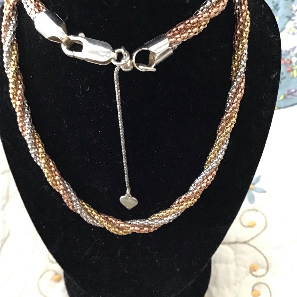 Tri color choker style necklace. New.